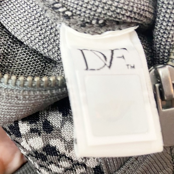 DVF Franca Dress Light Grey Combo Womens Size P 2 Bodycon Sleeveless - Picture 5 of 10